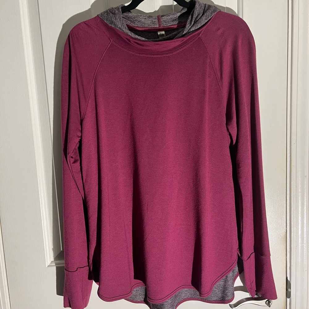 5 for $30 Women's Burgundy Long Sleeve Top